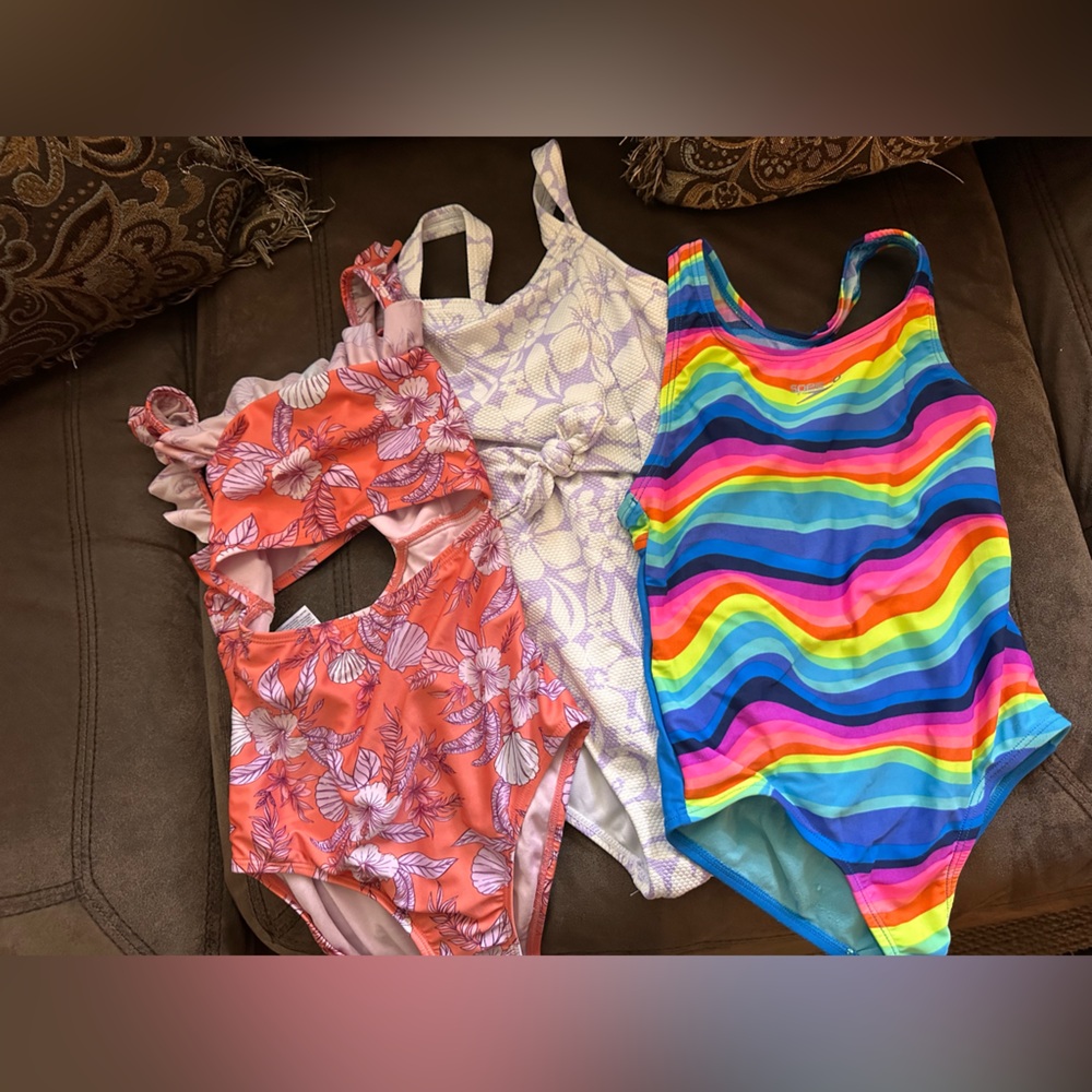 Girls bathing suits